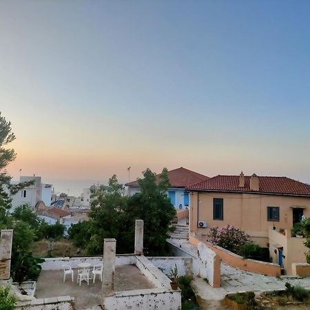 Οικογένειακο Διαμέρισμα Με Θέα 2 ハニア エクステリア 写真